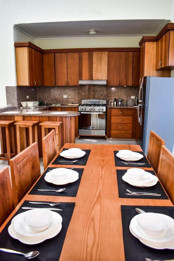 Hostal Palmas De Punta Cana F2 Dış mekan fotoğraf